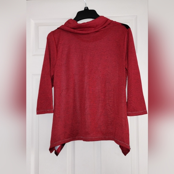 Oqune Brand Women's Christmas Top - Picture 3 of 8